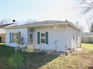 19944 Croswell St, South Bend, IN 46637