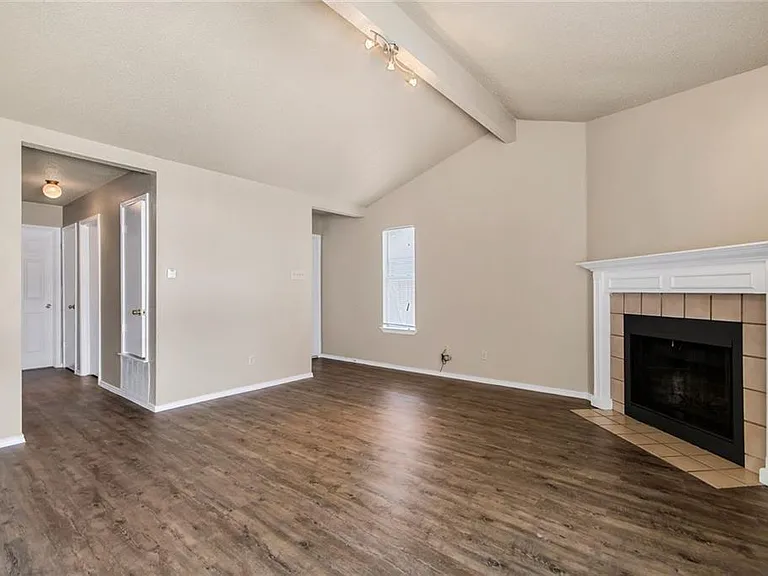 1220 Orchard Park Cir — Photo 15