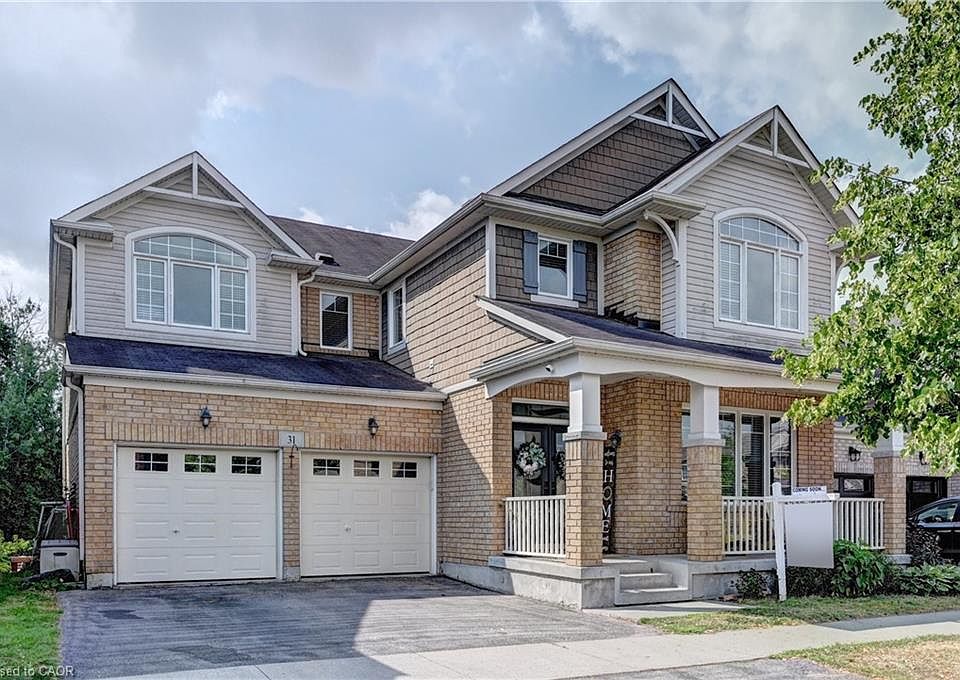 1st image of 31 Chase Cres