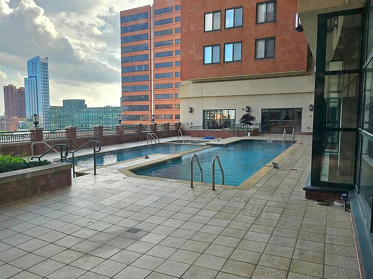 414 Water St #2613 — Photo 16