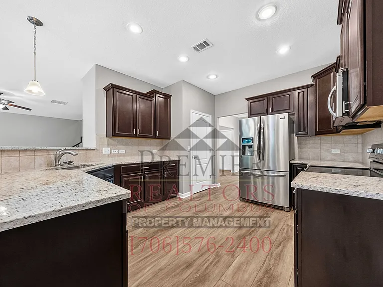 7329 Sorrel Ct — Photo 10