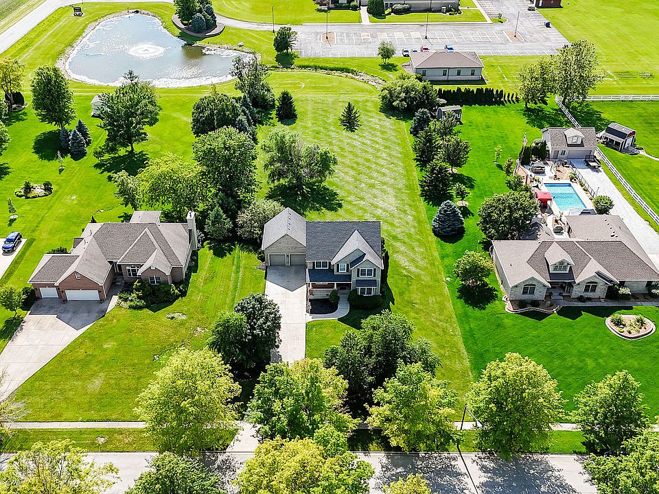1st image of 5066 N Pin Oak Turn
