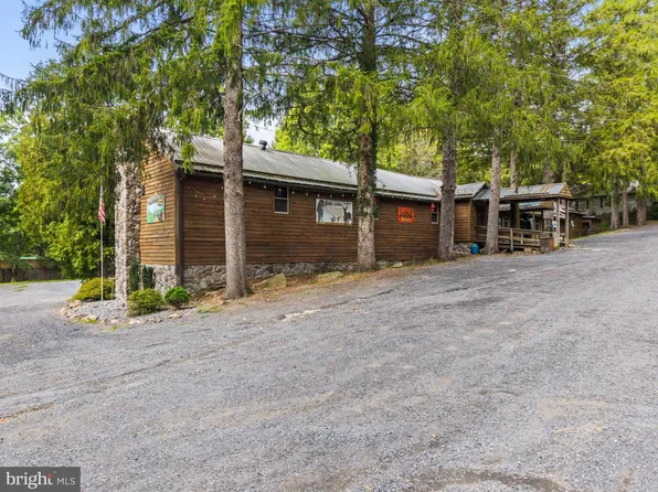 20 Jack Pine Cir, Milroy, PA 17063