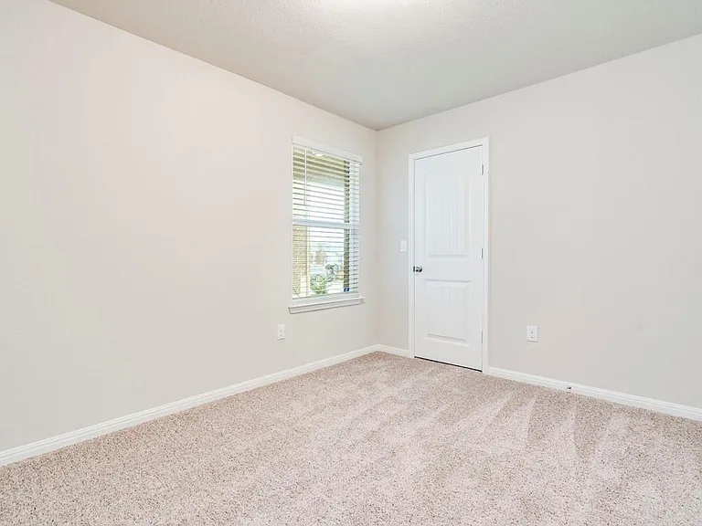 448 Dubina Ave — Photo 18