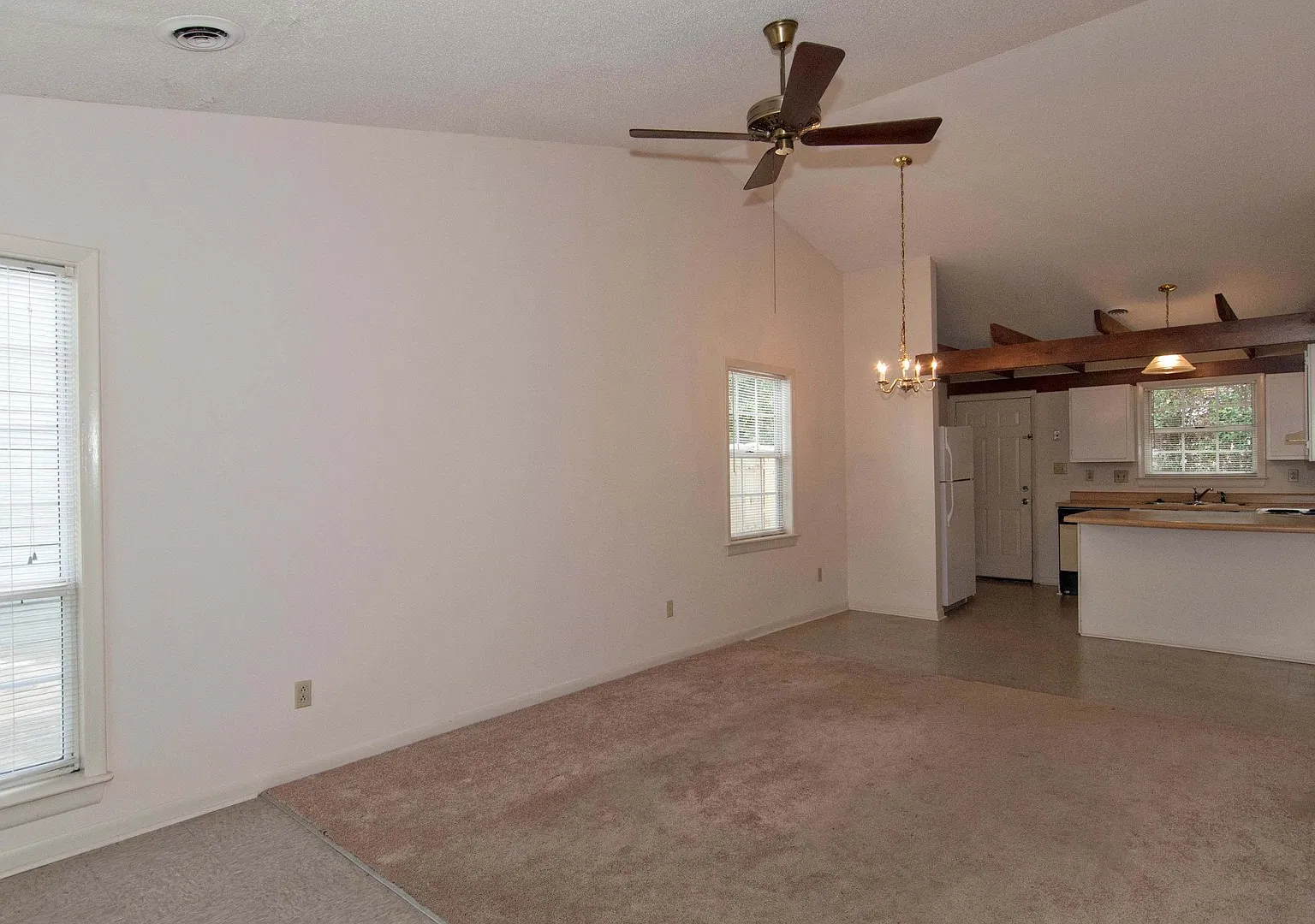 Twinwood — Photo 4