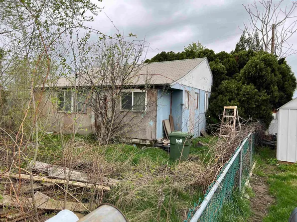 1908 S Rainier Pl, Kennewick, WA 99337