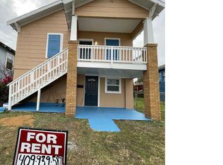 1019 29th St #UP, Galveston, TX 77550