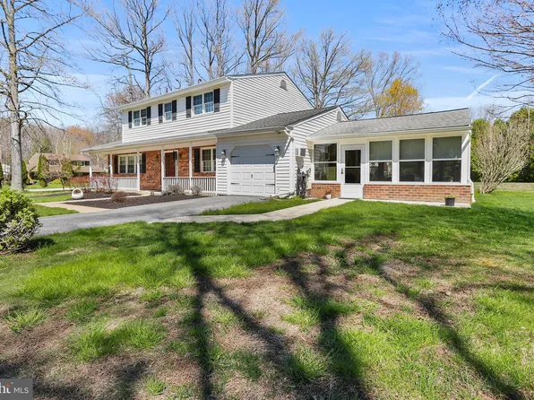 3824 Sharon Dr, Garnet Valley, PA 19060