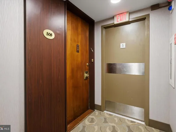 1001 City Ave #E-506, Wynnewood, PA 19096