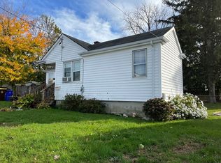 123 Walter St, Fall River, MA 02724