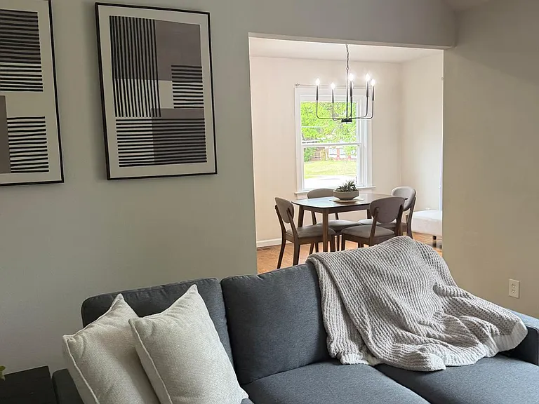 1210 S Evanston Ave — Photo 10