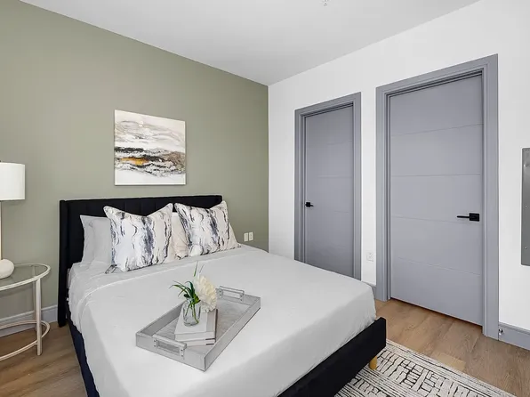 1435 10th Street image 18 of 59