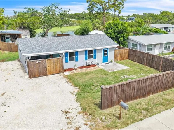 1144 Pine St, Englewood, FL 34223