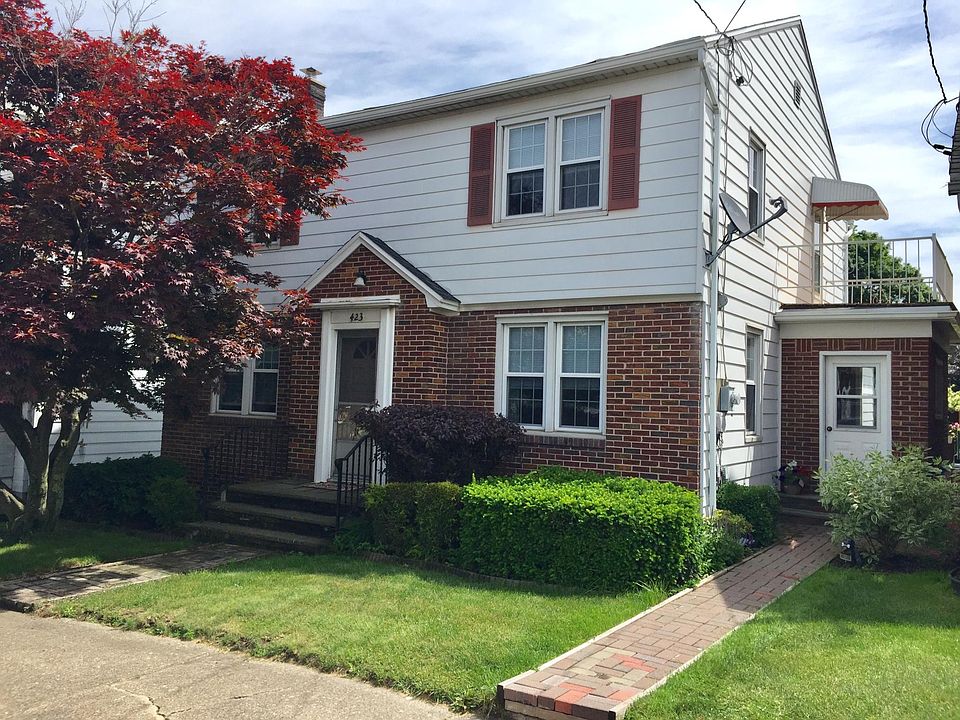 Apartment location.