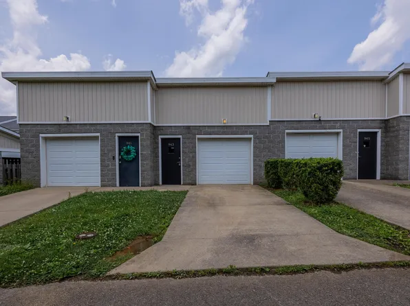 943 McClanahan Ln, Lexington, KY 40509