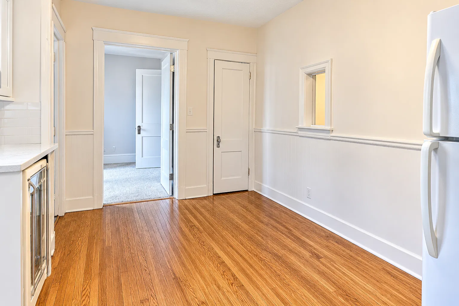 1 bed, $1,049 — Photo 3