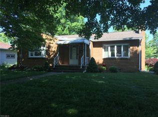 852 Buffalo St, Conneaut, OH 44030