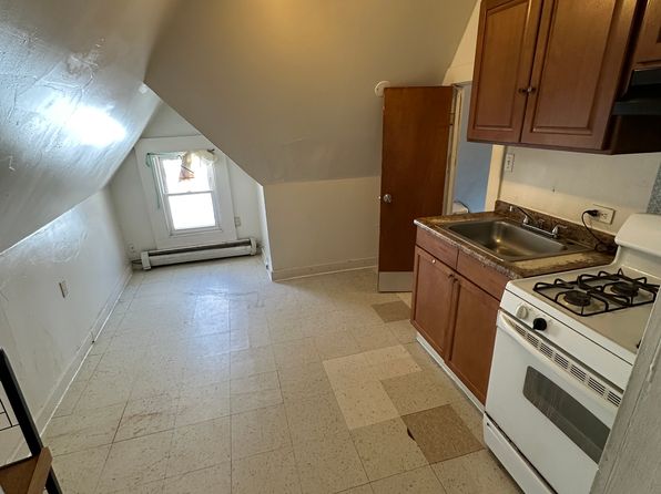 373 Myrtle Ave #3