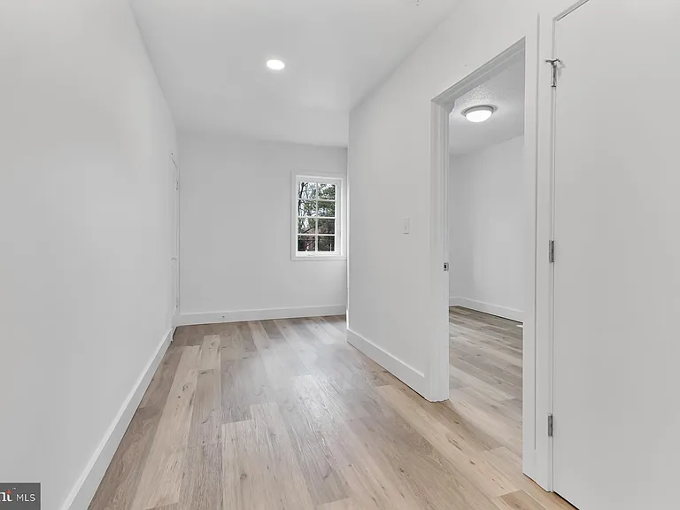 1353 Nicholson St NW #4 — Photo 10