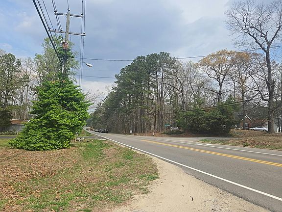 4th image of 11000 Chester Rd