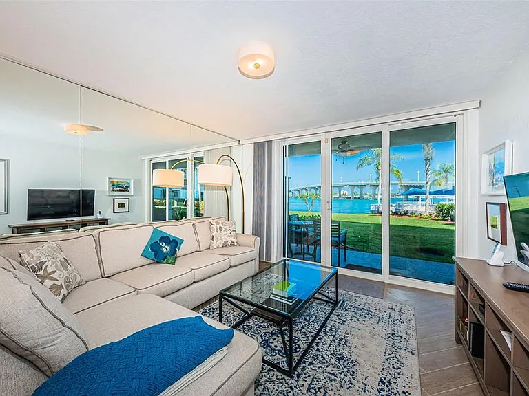 5901 Bahia Del Mar Cir #122 — Photo 6