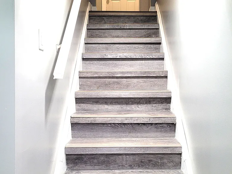 76 Glenview Ave #LOWER — Photo 2