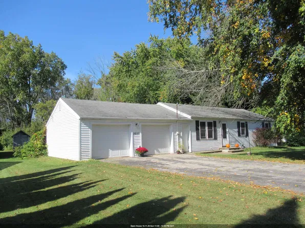 3037 Birch Rd, Suamico, WI 54173