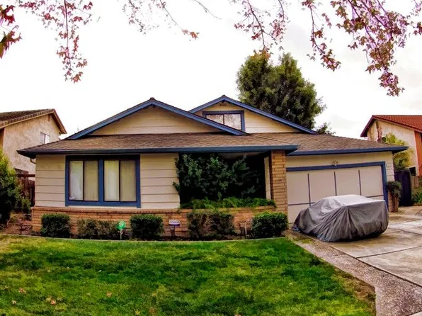 171 Hackamore Ln, Fremont, CA 94539