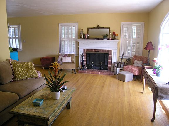 2nd image of 119 Milita St