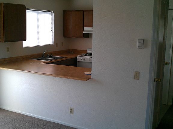3rd image of 73871 Desert Trail Dr APT C