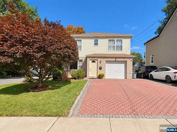 223 Merritt Avenue, Bergenfield, NJ 07621