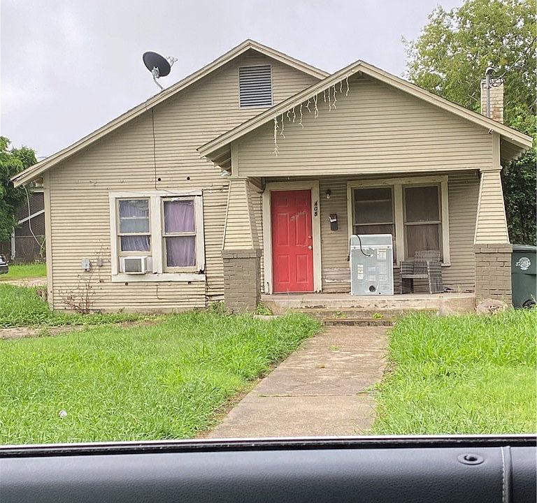 1st image of 408 E 4th St