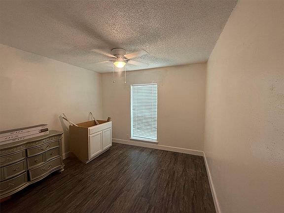 5th image of 707 S 2nd St