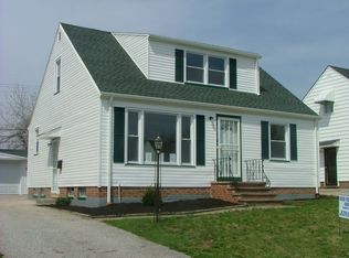 5478 Elmwood Ave, Maple Heights, OH