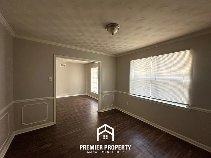 3457 Gatewood Dr — Photo 4