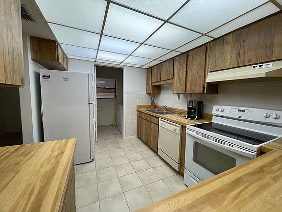 4th image of 3505 Tarpon Woods Blvd