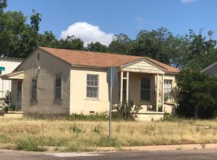 910 View St, Sweetwater, TX 79556