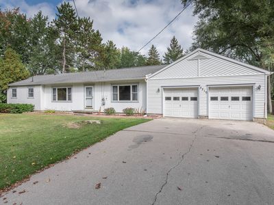 5210 Sturgeon Ave, Midland, MI, 48640