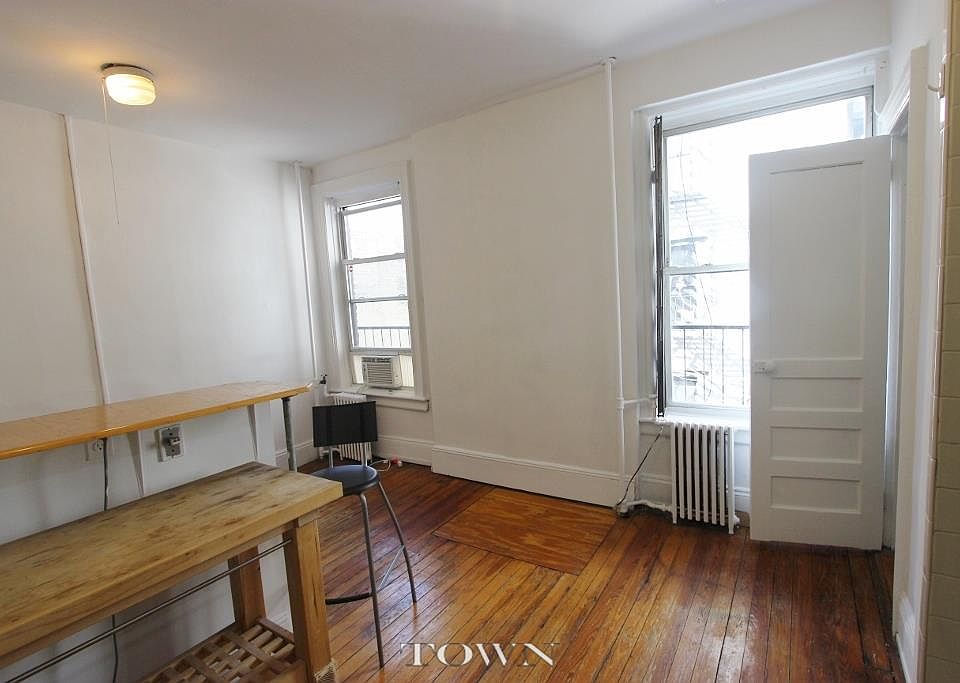 2nd image of 150 Sullivan St APT 20