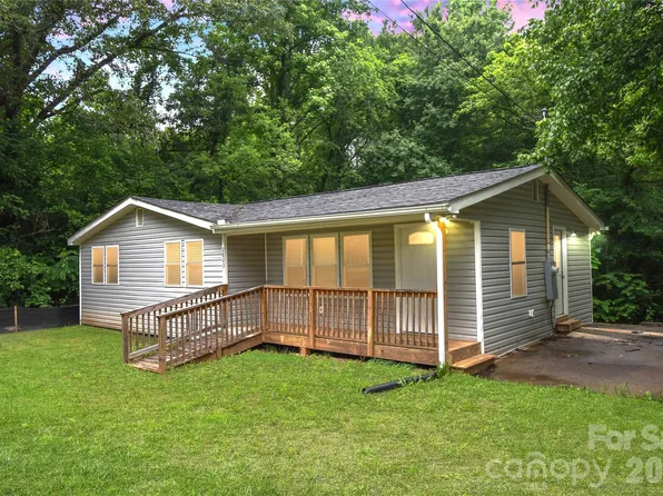 2823 Jt Posse Dr, Claremont, NC 28610