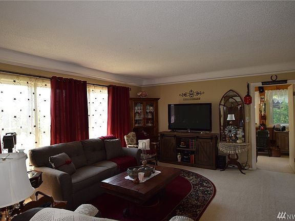 3rd image of 522 Bel Aire Ave