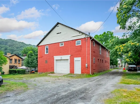 914 12th St, Beaver Falls, PA 15010