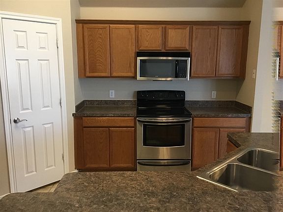 2nd image of 1722 La Caya Dr
