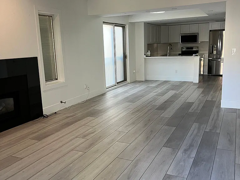 221 S Garfield St #103 — Photo 5