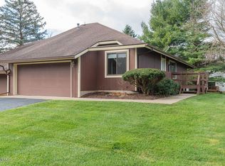 2378 Fairgrove St, Kalamazoo, MI 49009