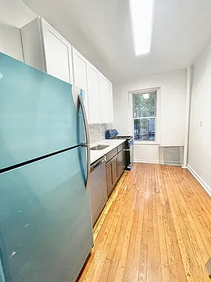 Rented by Bohemia Realty Group | media 8