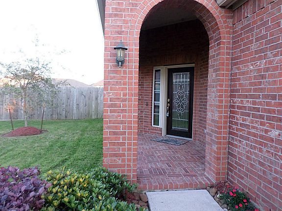 FRONT DOOR ENTRYWAY
