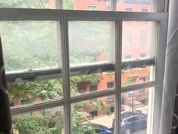 5th image of 310 W 20th St APT D2