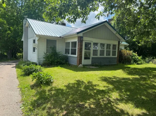 34879 N Shortness Rd, London Mills, IL 61544