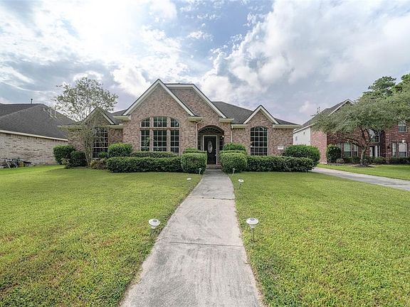2nd image of 25093 Jaymarr Ct
